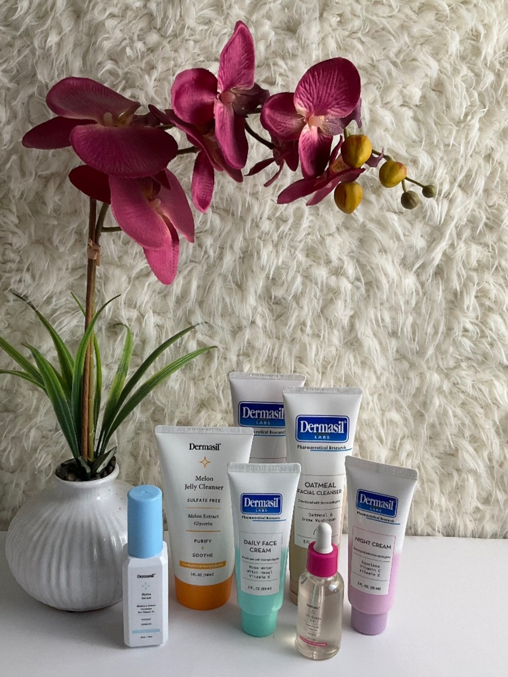 DERMASIL SKINCARE SET~BRAND NEW~LOT OF 7 ITEMS!